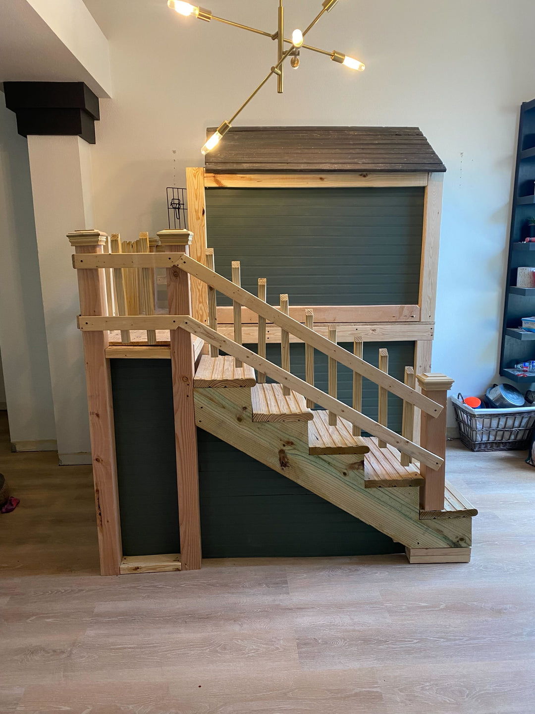 The Coolest Home-Made Big Barker Crate 'Houses'