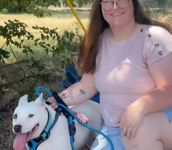 Dog in Texas Finds a Home After 10 Years in the Shelter