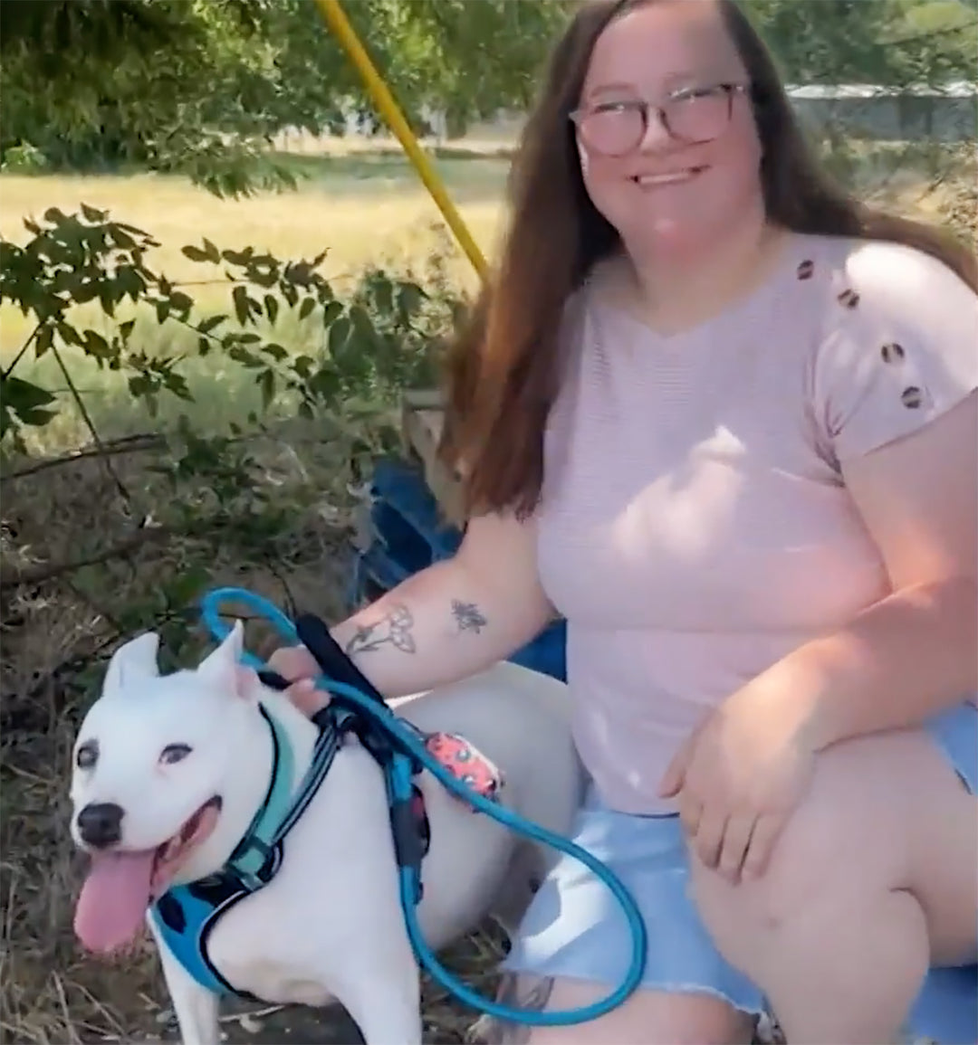 Dog in Texas Finds a Home After 10 Years in the Shelter